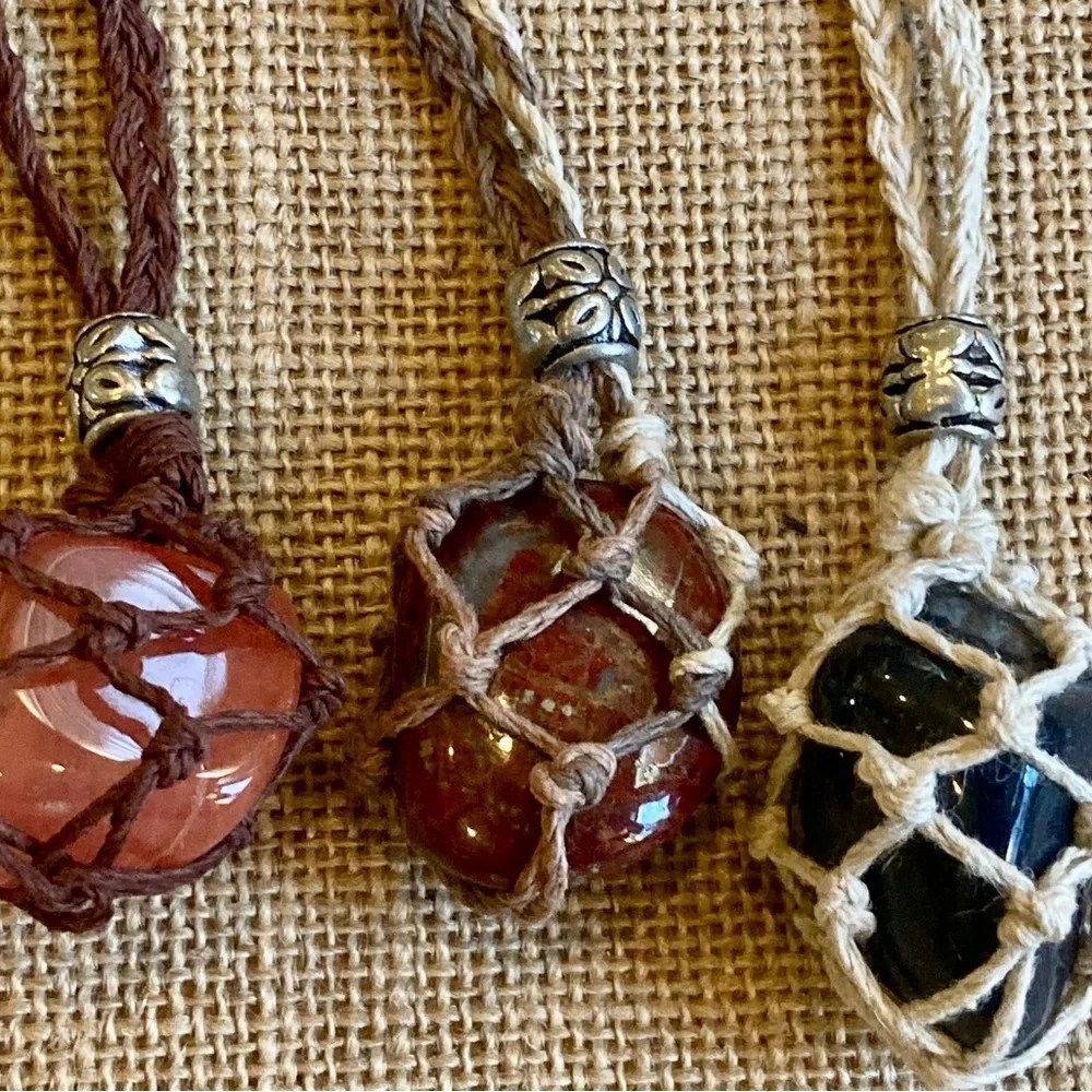 Healing Stone Hemp necklace